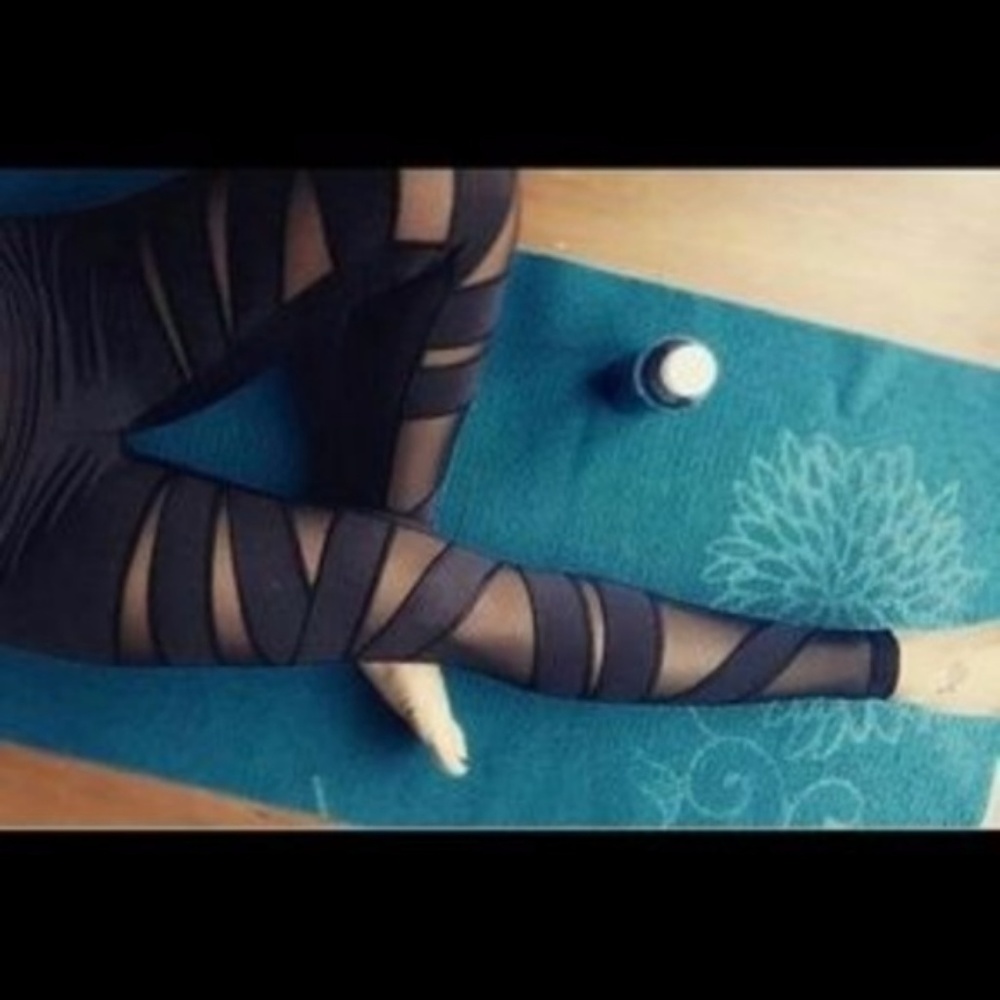 Lululemon High Times Tech Mesh - image 2